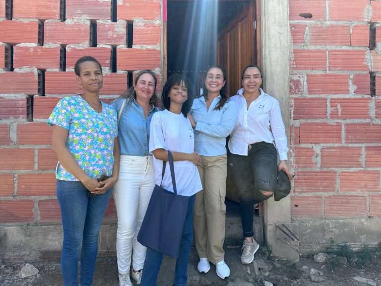 Entrega becas Argos